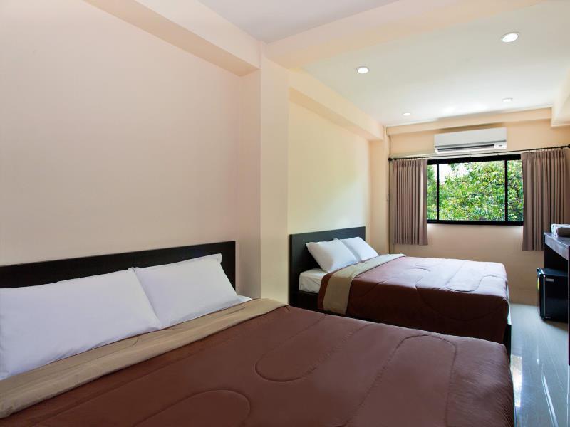 A And A Guesthouse Bangkok Exteriör bild