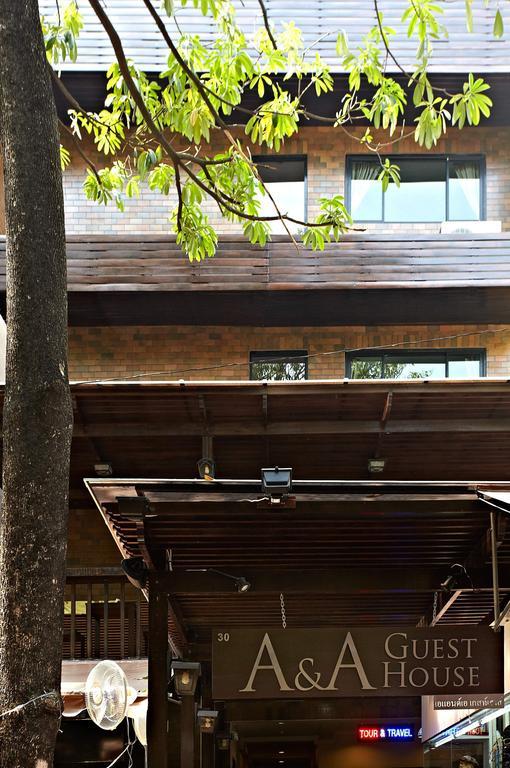 A And A Guesthouse Bangkok Exteriör bild