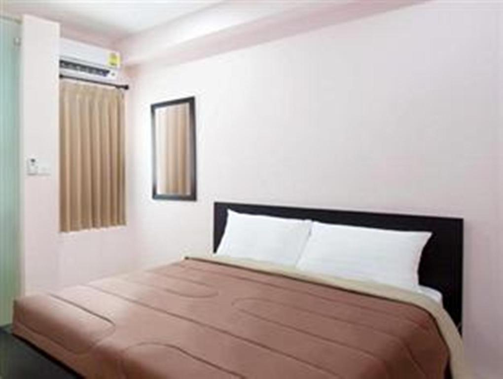 A And A Guesthouse Bangkok Rum bild